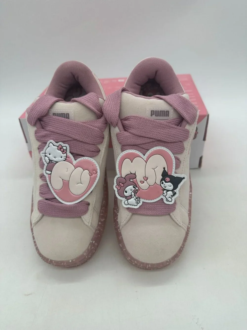 Puma Suede XL X Hello Kitty Women's size 7 Youth size 5.5 Pink Shoes 403392 01 - Picture 4 of 6